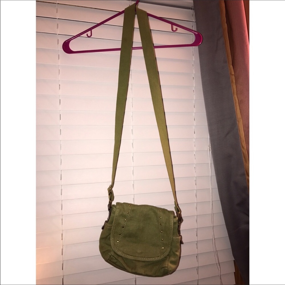 Olive green fossil purse